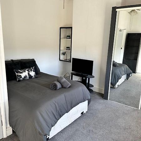 Tiye Estates Short Stay Stoke-on-Trent Exterior foto
